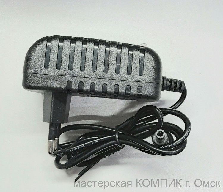 Зарядное устройство 8,4V(2 A) 5,5x2,5 для шуруповерта импульс.